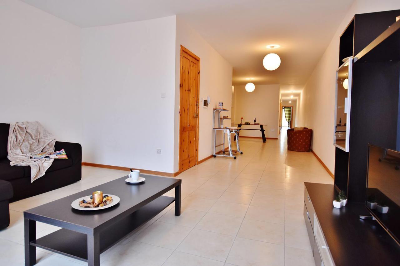 Three Bedroom Apartment Manikata Luaran gambar